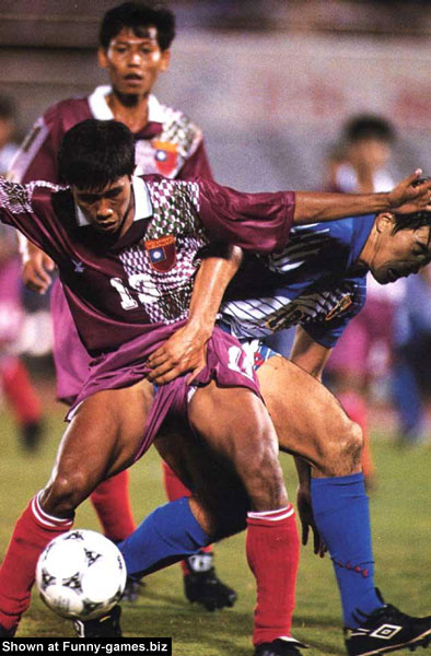512-fun-football-picture.jpg