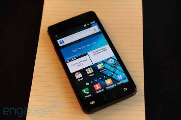 galaxy-s-ii-hands-on-03-sm.jpg