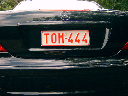 b_tom-444_rear.jpg